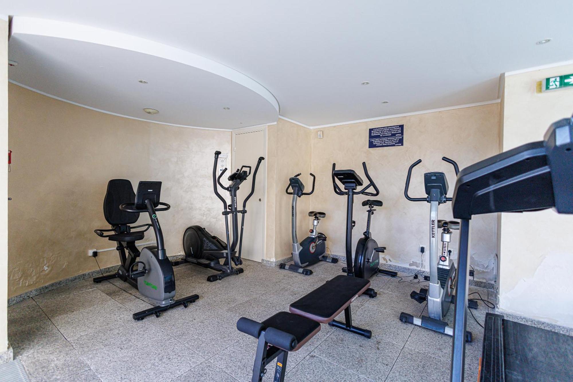Le Victoria, Elegant T2 Au Bord Des Plages, Piscine, Sauna Menton Ngoại thất bức ảnh