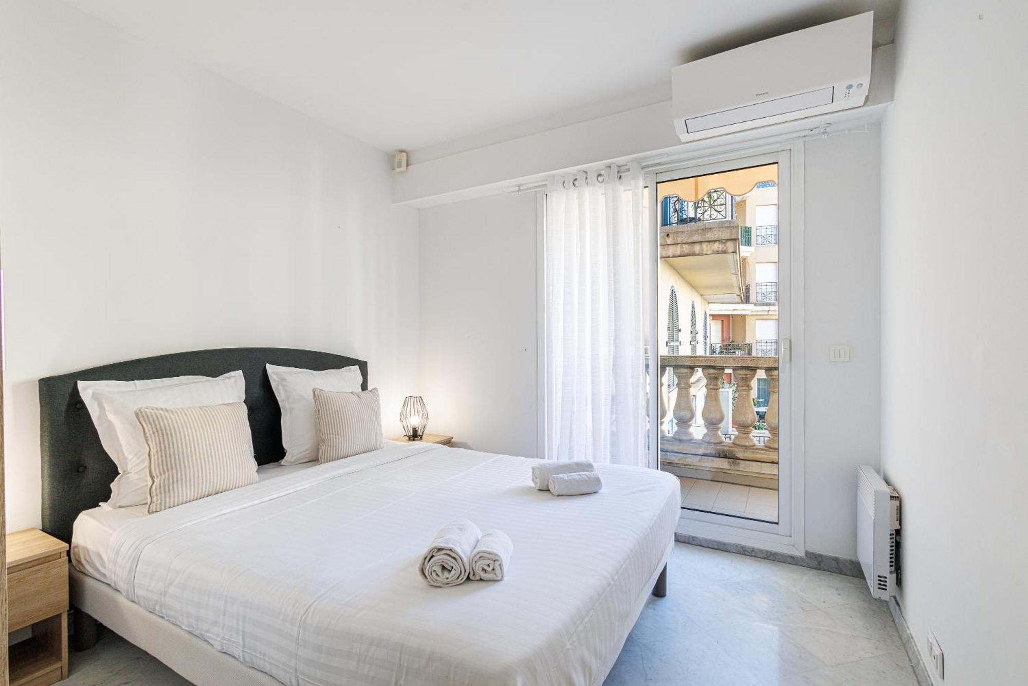 Le Victoria, Elegant T2 Au Bord Des Plages, Piscine, Sauna Menton Ngoại thất bức ảnh