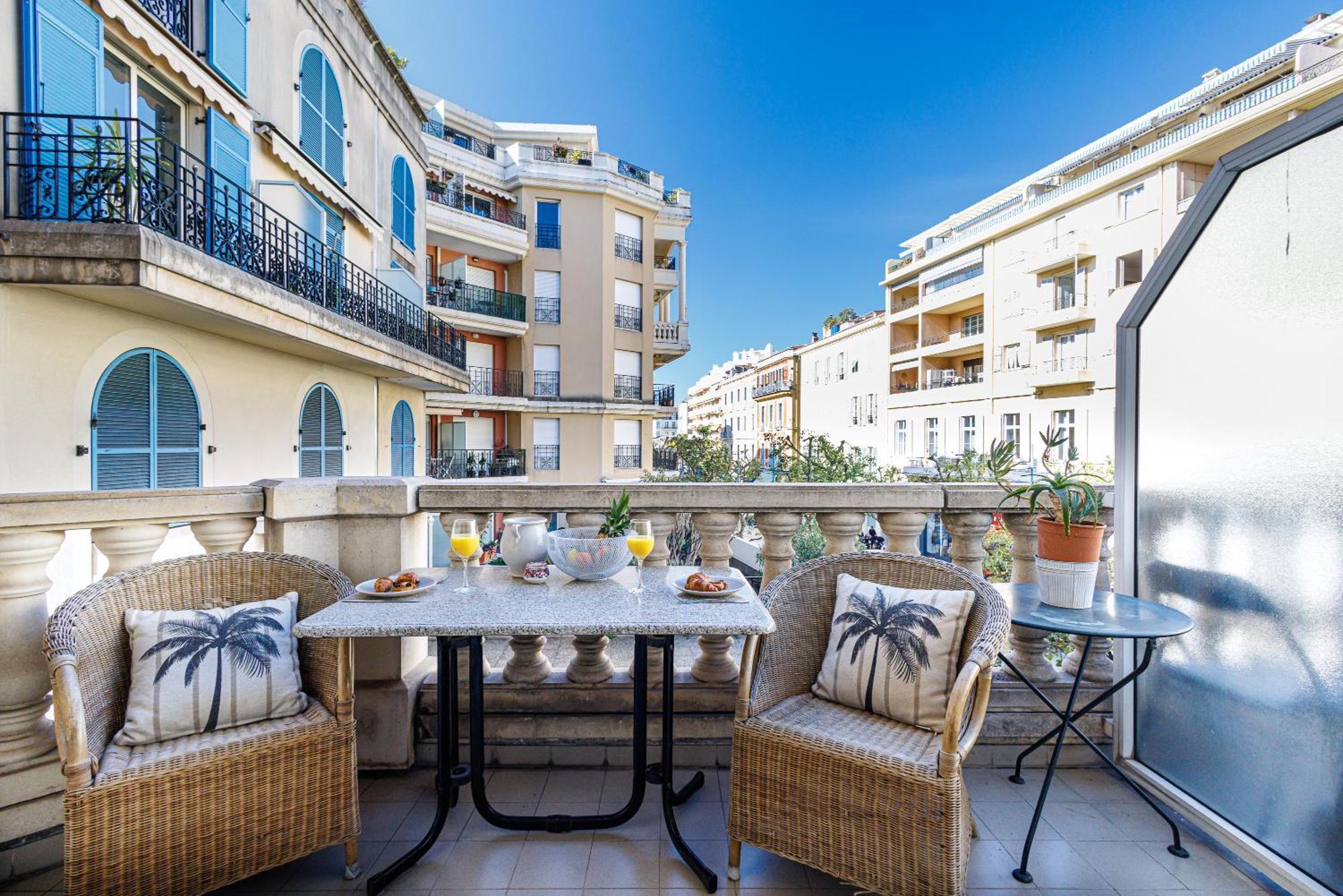 Le Victoria, Elegant T2 Au Bord Des Plages, Piscine, Sauna Menton Ngoại thất bức ảnh